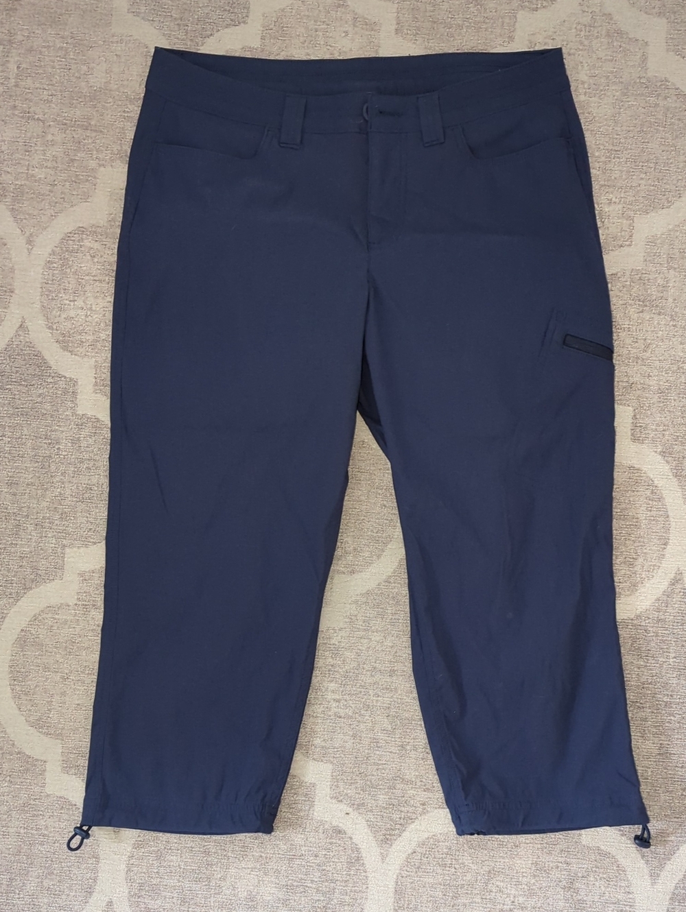 Eddie Bauer Navy Cargo Capri Pants Size 6